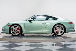 Porsche 911 Carrera S Coupe 2012 года  (NA)